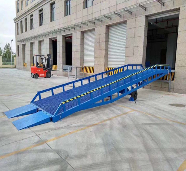 柳州移动式登车桥装卸